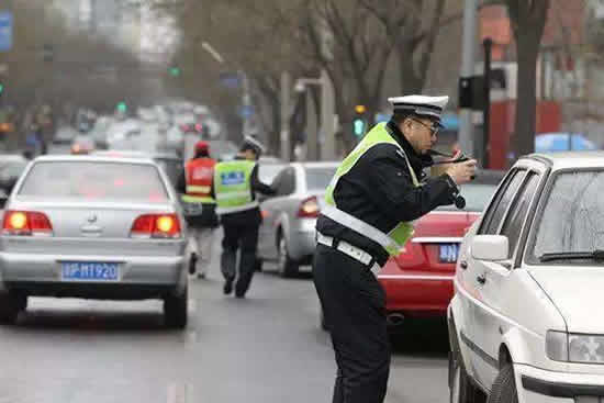 違章停車罰款最晚什么時候交