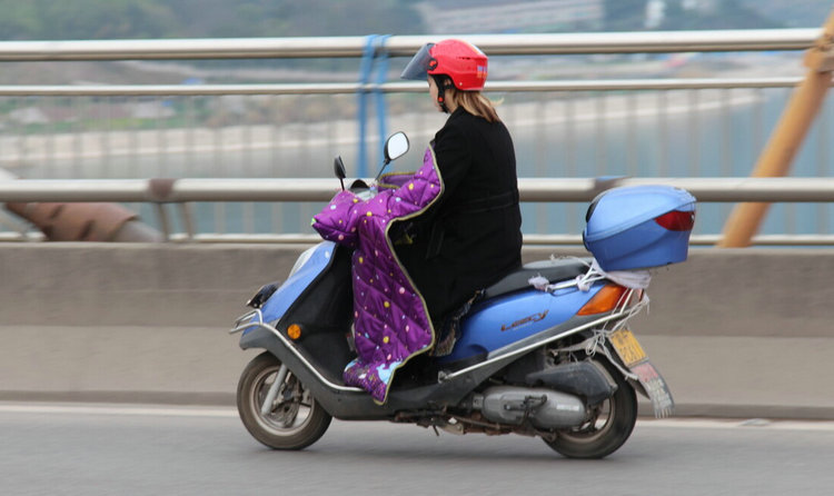 超標(biāo)電動車是機(jī)動車還是非機(jī)動車