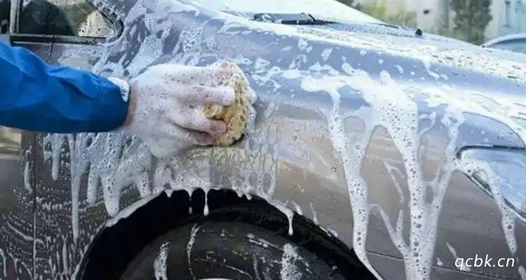 車外面濺到瀝青怎么辦