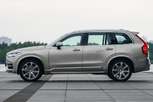 沃爾沃xc90二手車報價及圖片 xc90二手價格25萬(表顯里程5萬公里)