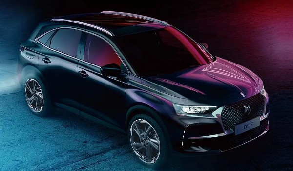 ds7這款車怎么樣 動力強(qiáng)勁車身長達(dá)4.6米(百公里油耗7.9L)