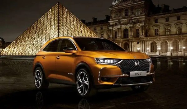 ds7這款車怎么樣 動力強(qiáng)勁車身長達(dá)4.6米(百公里油耗7.9L)