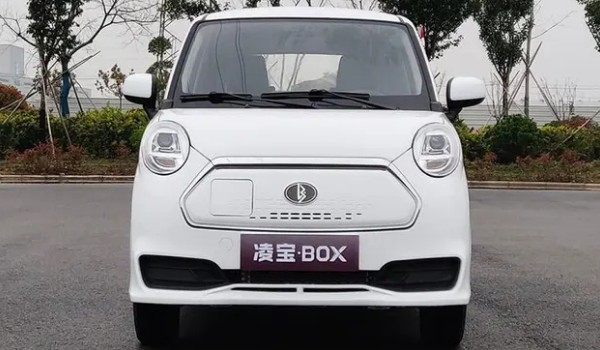 凌寶box新能源汽車價格 2023款凌寶box售價5萬(落地6萬)